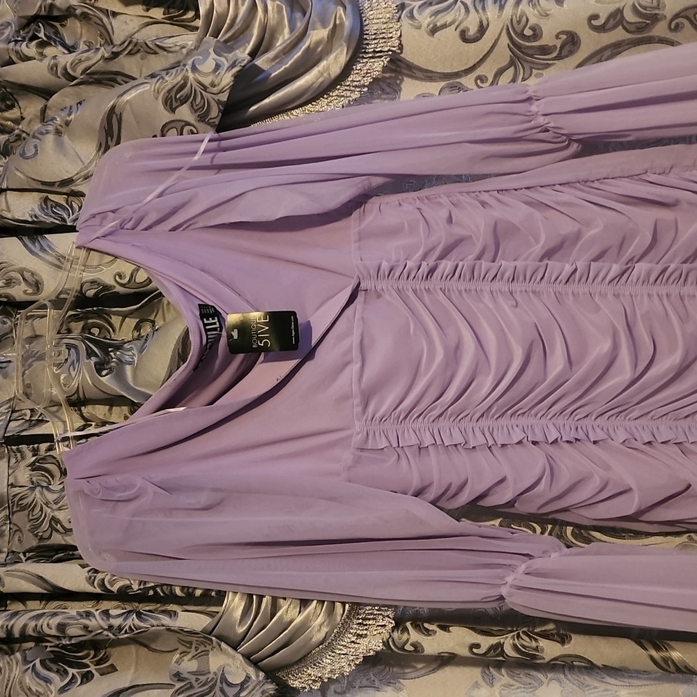 Dress - Picture 2 of 3